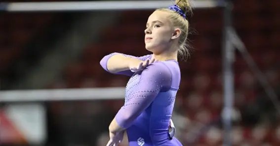 How Does Gymnast Jocelyn Robinson Height Affect Her Performance